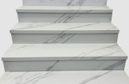 L Porcelain Step